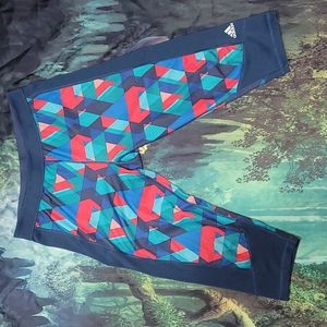 Addias Women's Cropped Leggings